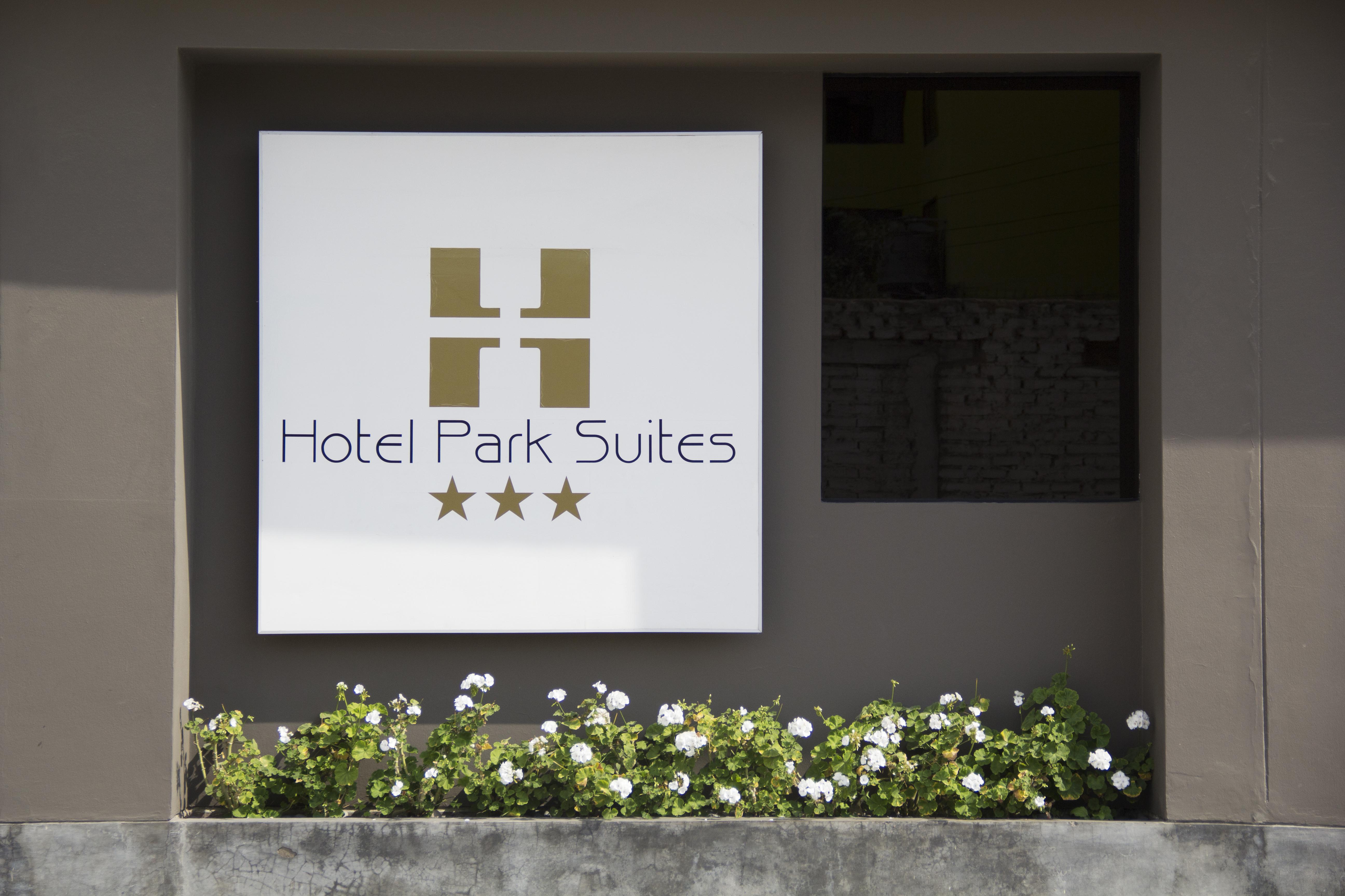 Hotel Park Suites Lima Exteriér fotografie