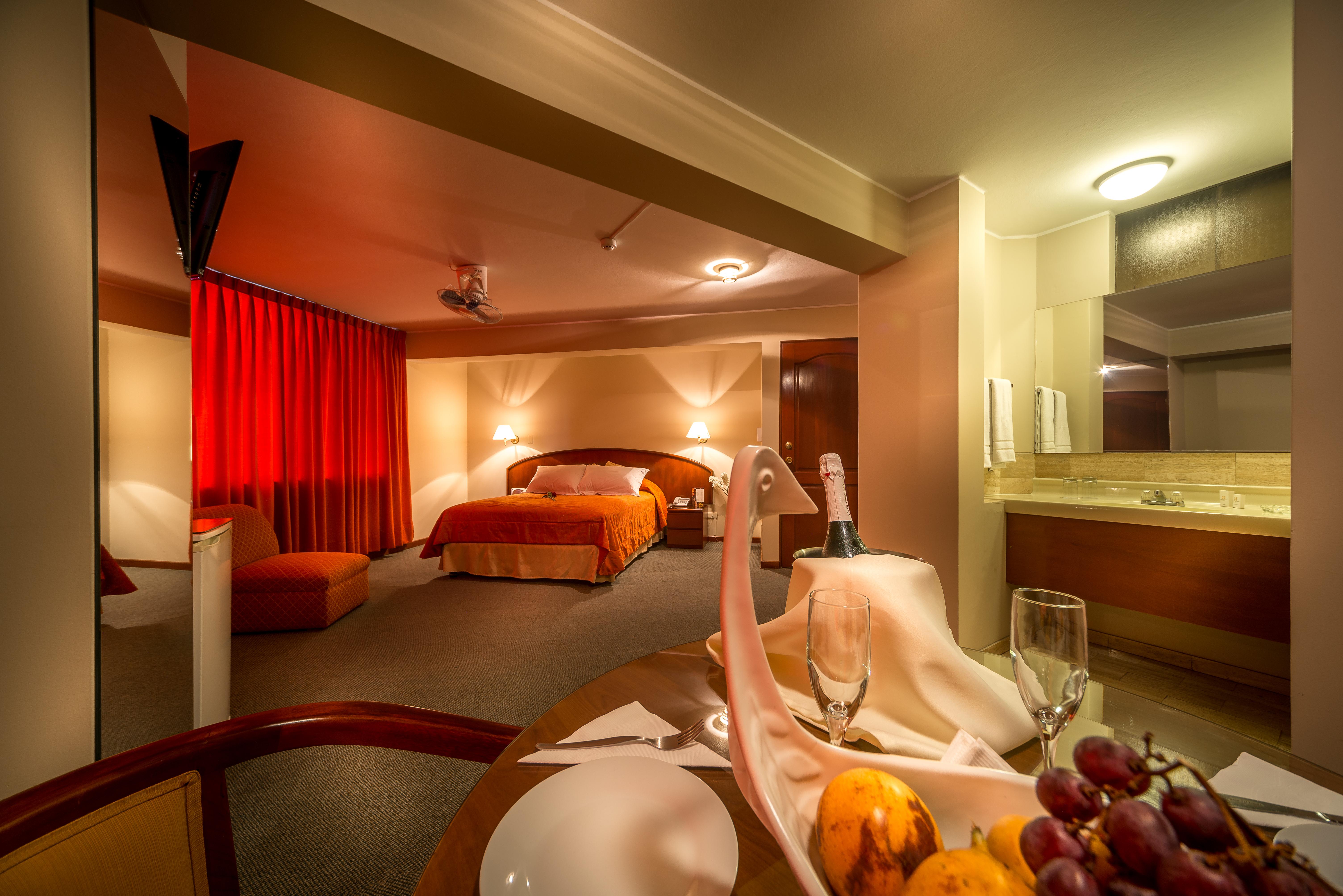 Hotel Park Suites Lima Exteriér fotografie