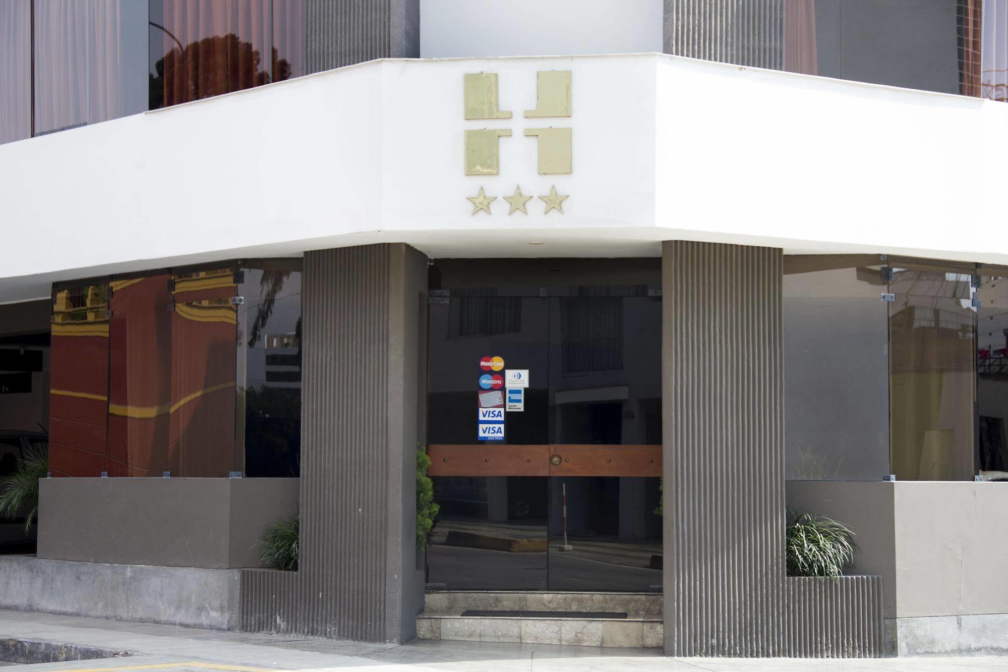 Hotel Park Suites Lima Exteriér fotografie